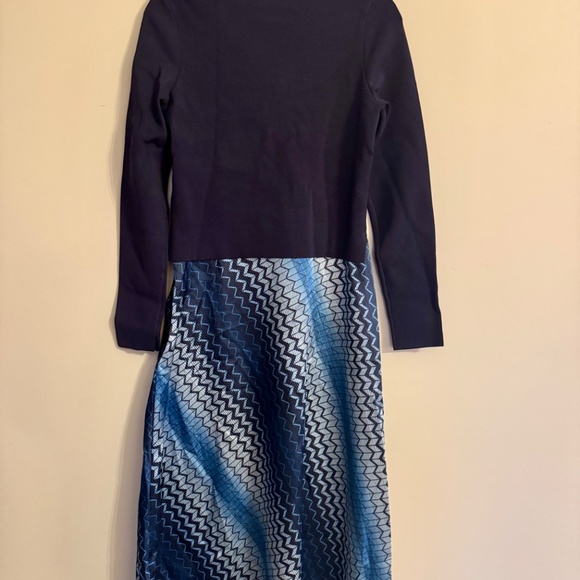 NWT Ted Baker IONAAA Mockable Slip Dress – Navy w/Geometric Skirt – Size 3 - Picture 3 of 5